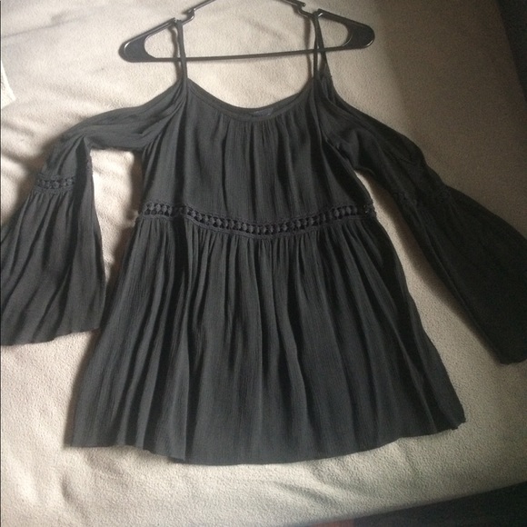 Black blouse - Picture 1 of 2